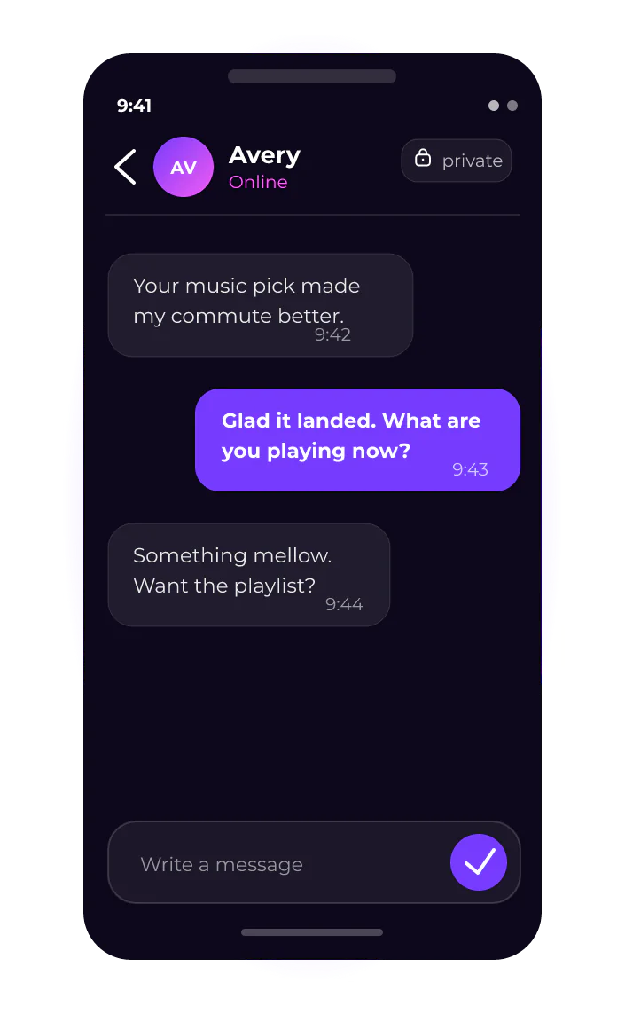 Private Chat with three messages and privacy lock